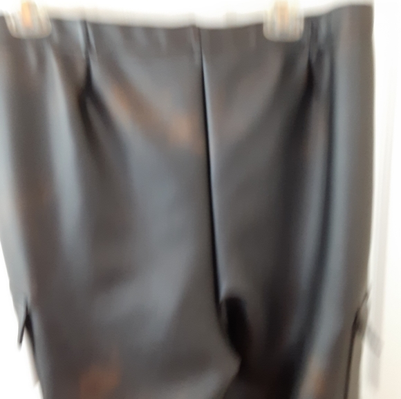 NWT Faux Leather Cargo Pants Distressed Patina - Picture 2 of 13